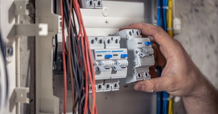 Nature's Generator - Circuit Loading 101: How to Safely Use the 1800W Quick Charge Mode on Standard 15A Household Breakers