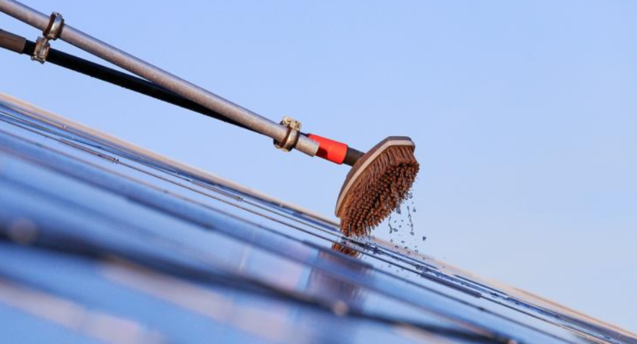 how to clean solar panels - Nature's Generator