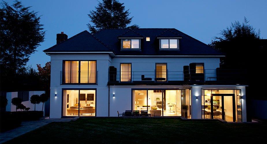 How Many Watt Generator to Run a House