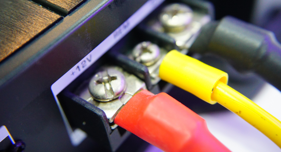 Maximize Solar Efficiency with an MPPT Charge Controller